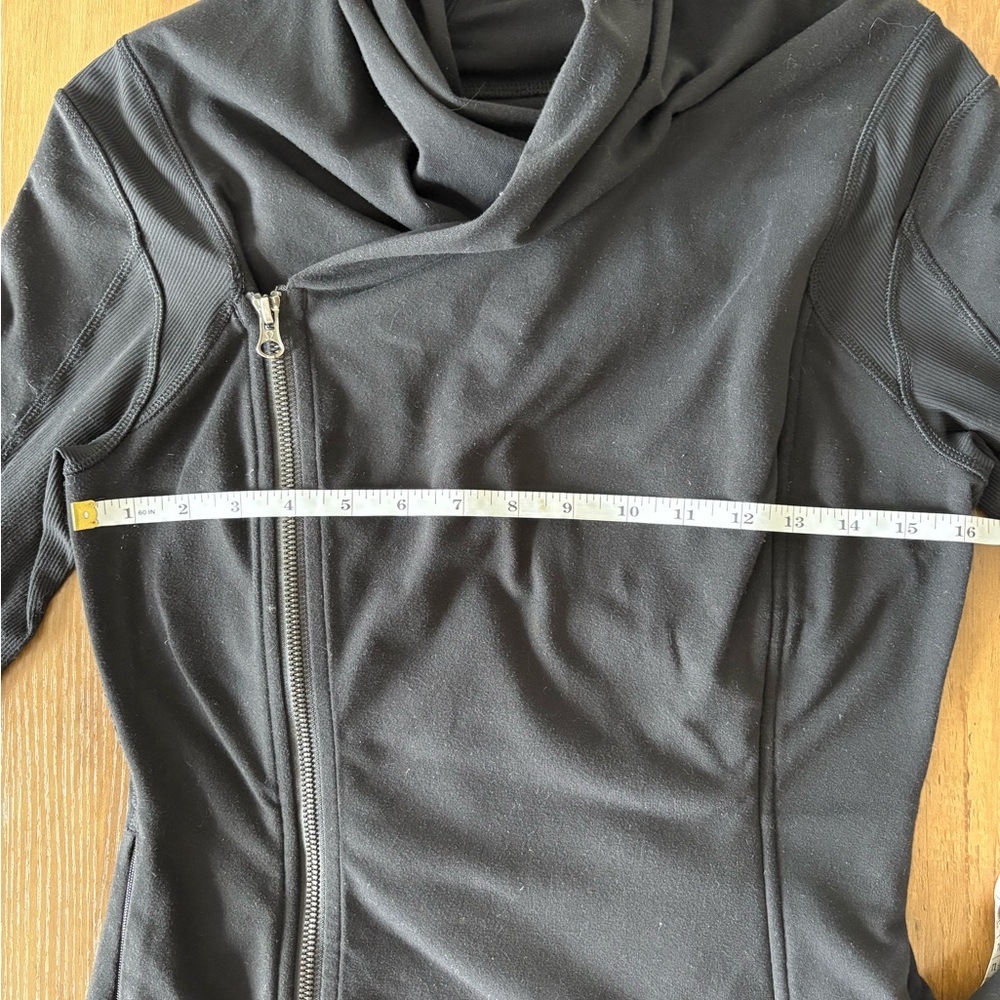 lululemon athletica Black Women's Sweater - Picture 10 of 12